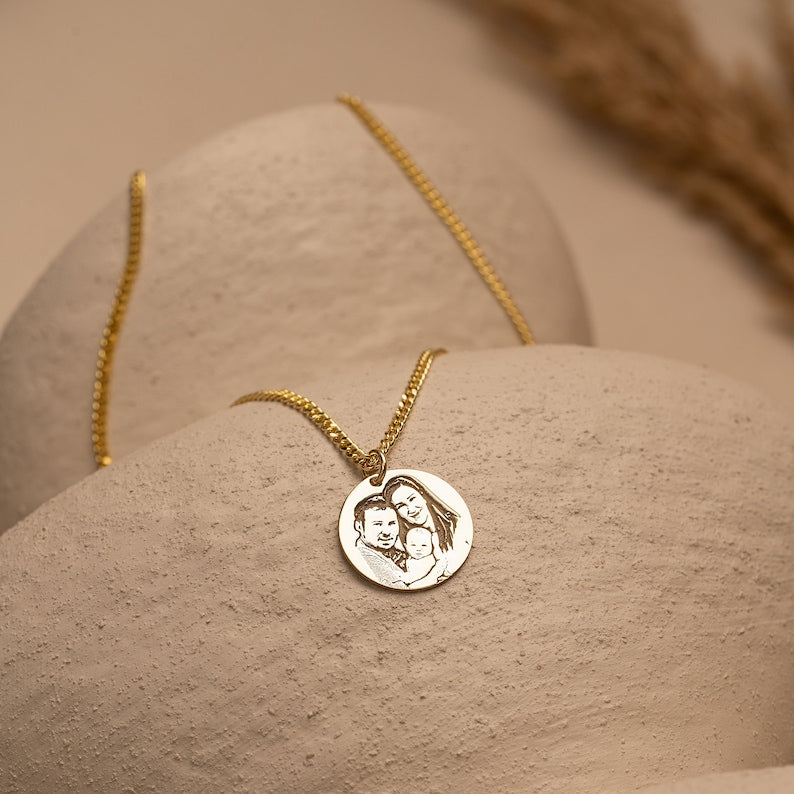 Medaljon sa Slikom